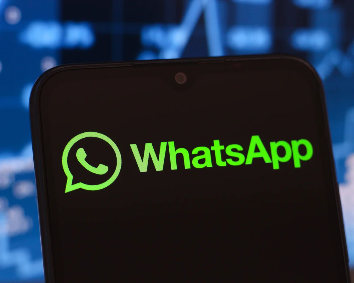 Filter WhatsApp group message data before WhatsApp Cloud Control follower marketing